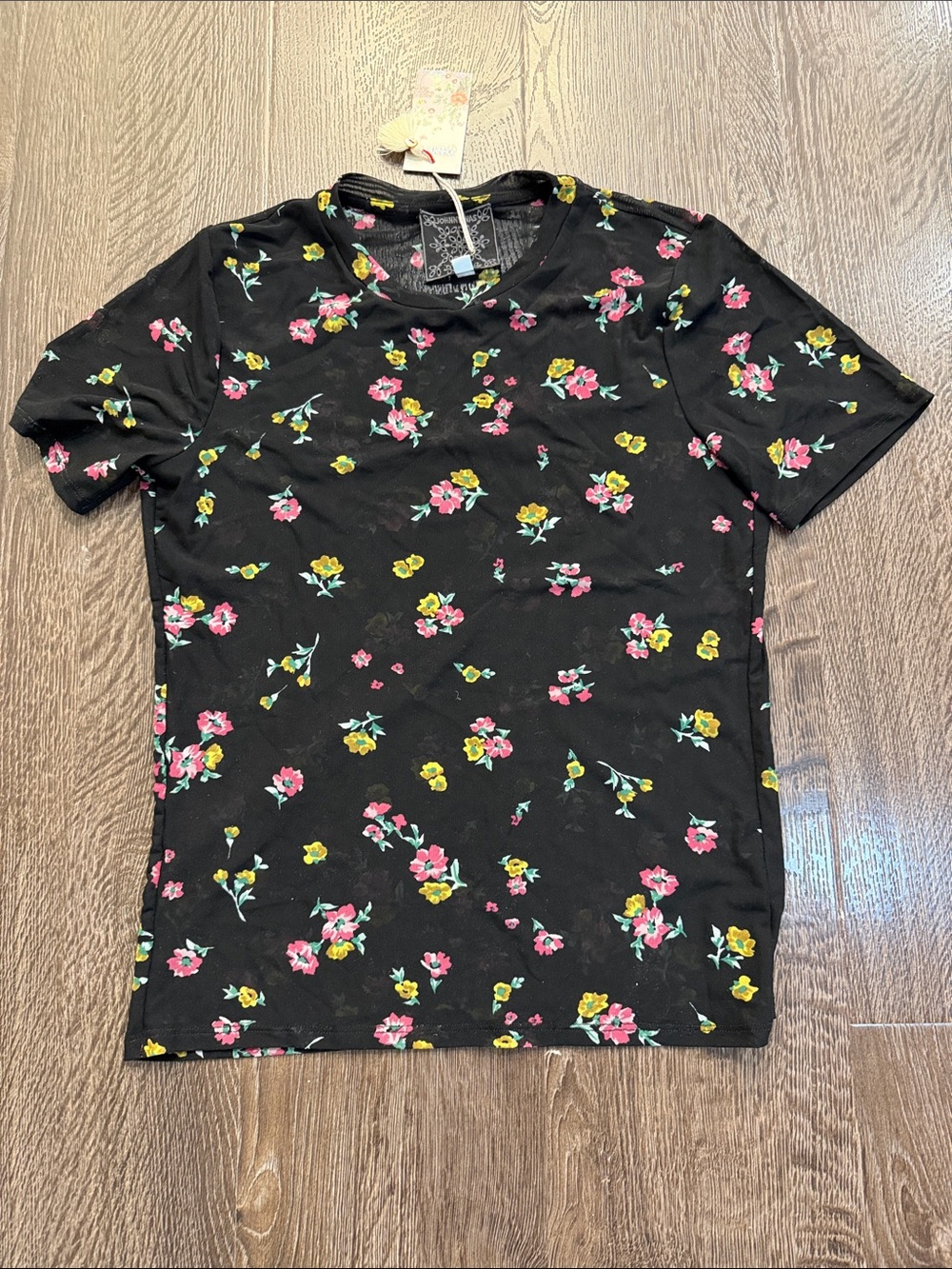NWT Johnny Was Samantha Black Mesh Short Sleeved Top Size Medium